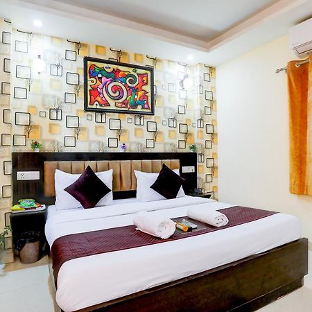Hotel Luxury Global New Delhi Eksteriør bilde